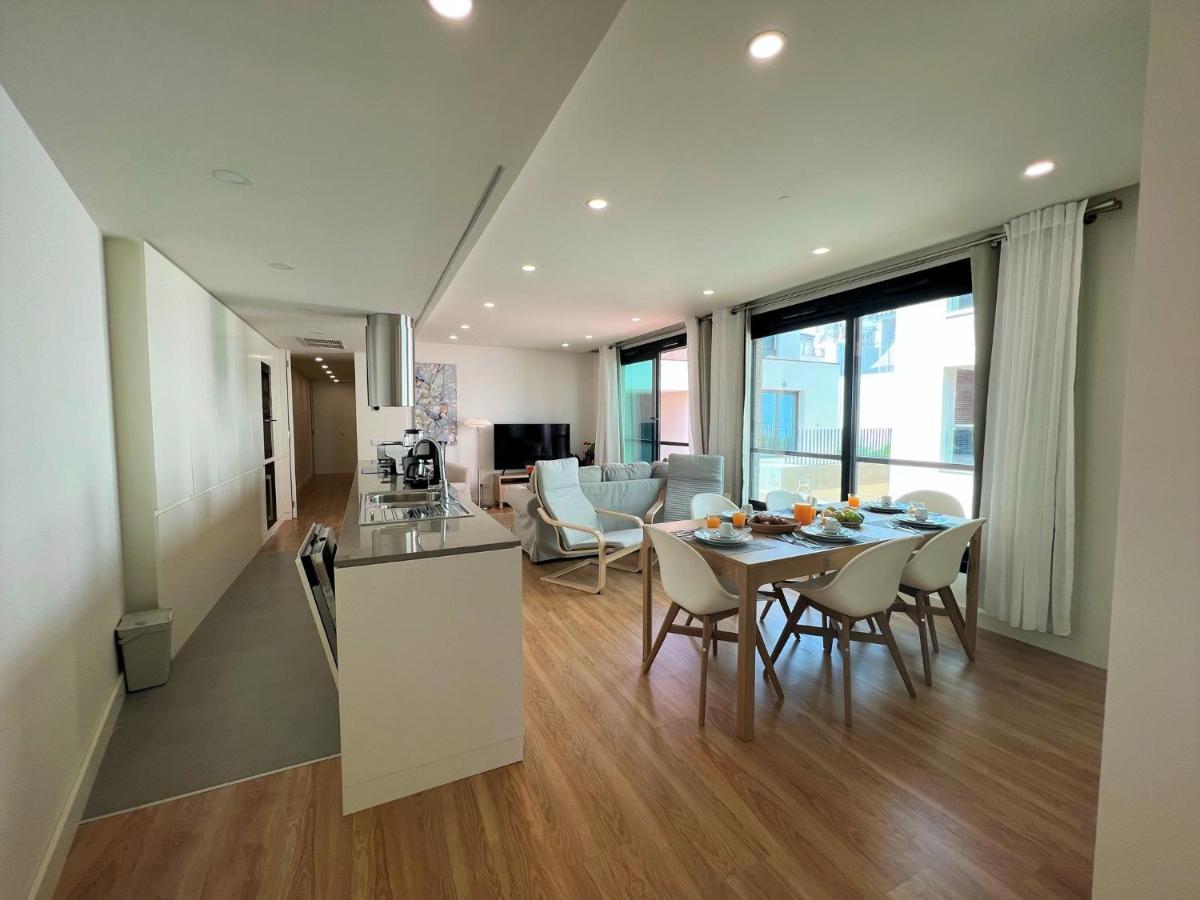 Faro Design 4 By Homing Apartment ภายนอก รูปภาพ